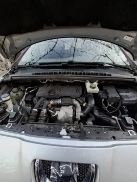 Peugeot 5008, снимка 16