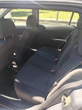 Opel Astra 1.6 Газ-бензин , снимка 10