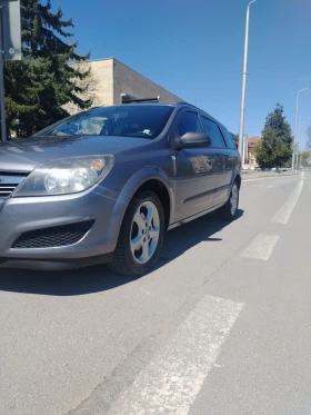Opel Astra 1.6 Газ-бензин , снимка 3