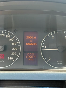 Mercedes-Benz A 200, снимка 4
