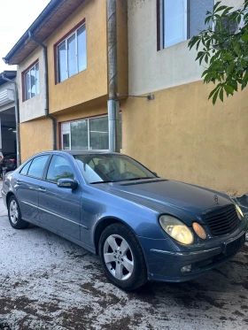 Mercedes-Benz E 270 