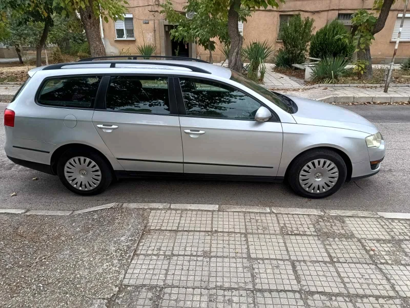 VW Passat, снимка 5 - Автомобили и джипове - 47196310