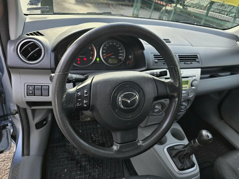 Mazda 2 AUTO, снимка 9 - Автомобили и джипове - 48165416