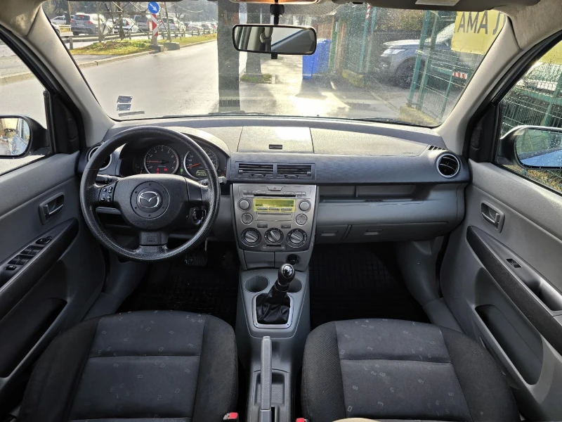 Mazda 2 AUTO, снимка 13 - Автомобили и джипове - 48165416