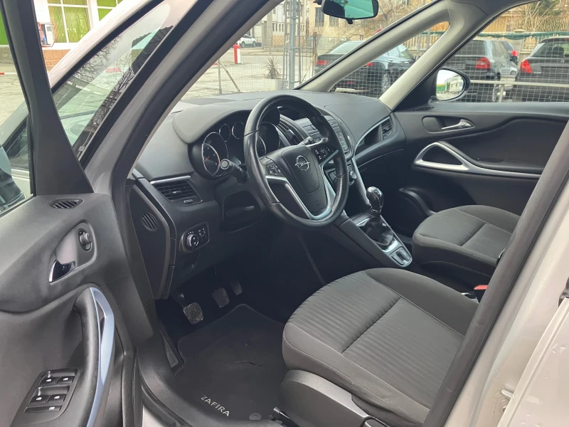 Opel Zafira 2.0CDTI-131kc-6+ 1, снимка 9 - Автомобили и джипове - 48239824