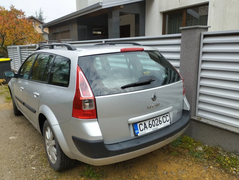 Renault Megane, снимка 3 - Автомобили и джипове - 52353599