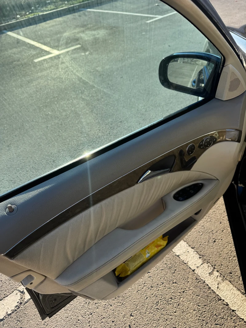 Mercedes-Benz E 320 CDI, снимка 11 - Автомобили и джипове - 52948455