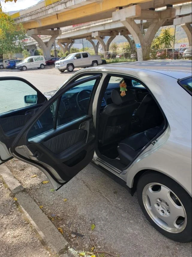 Mercedes-Benz E 250 W210 на 42000км , снимка 5 - Автомобили и джипове - 53384988