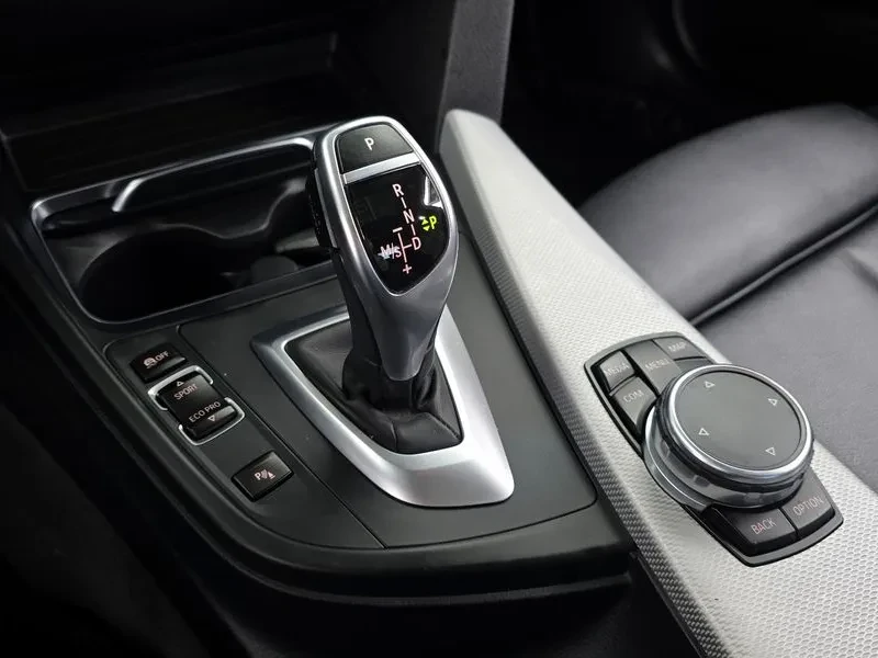 BMW 320, снимка 9 - Автомобили и джипове - 54593084