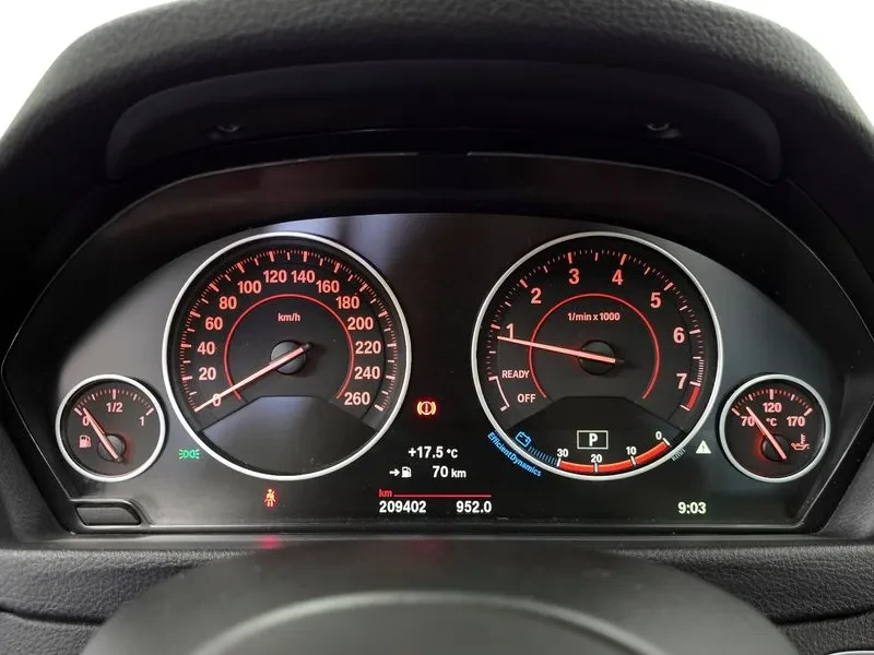 BMW 320, снимка 8 - Автомобили и джипове - 54593084