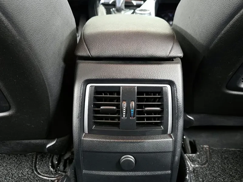 BMW 320, снимка 17 - Автомобили и джипове - 54593084