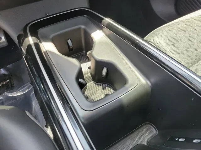 VW ID.4 Pro S, снимка 14 - Автомобили и джипове - 54878184