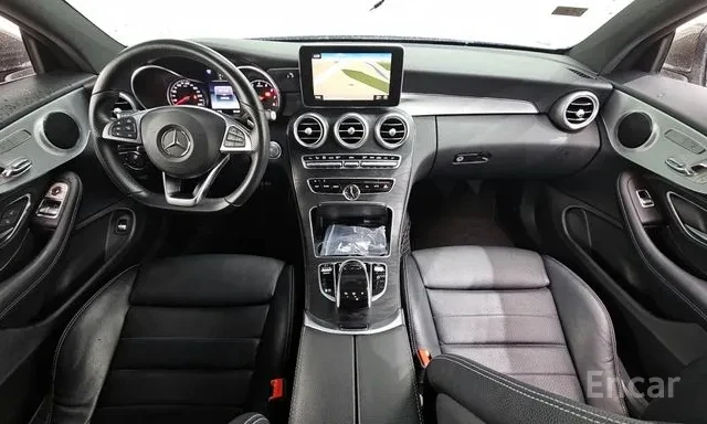 Mercedes-Benz 200 Coupe* Камера* Пано* КРАЙНА ЦЕНА* , снимка 6 - Автомобили и джипове - 55246315