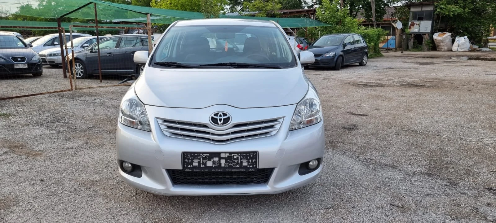 Toyota Verso 2.0 D-4D - изображение 3