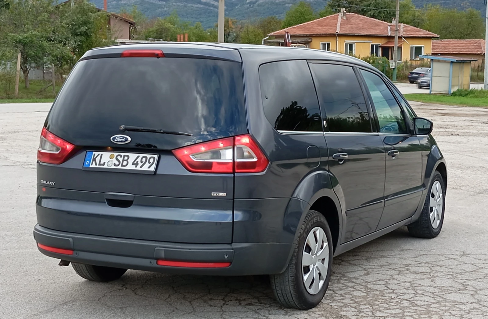 Ford Galaxy 2.0-D-6+ 1-места-КЛИМАТРОНИК - изображение 5