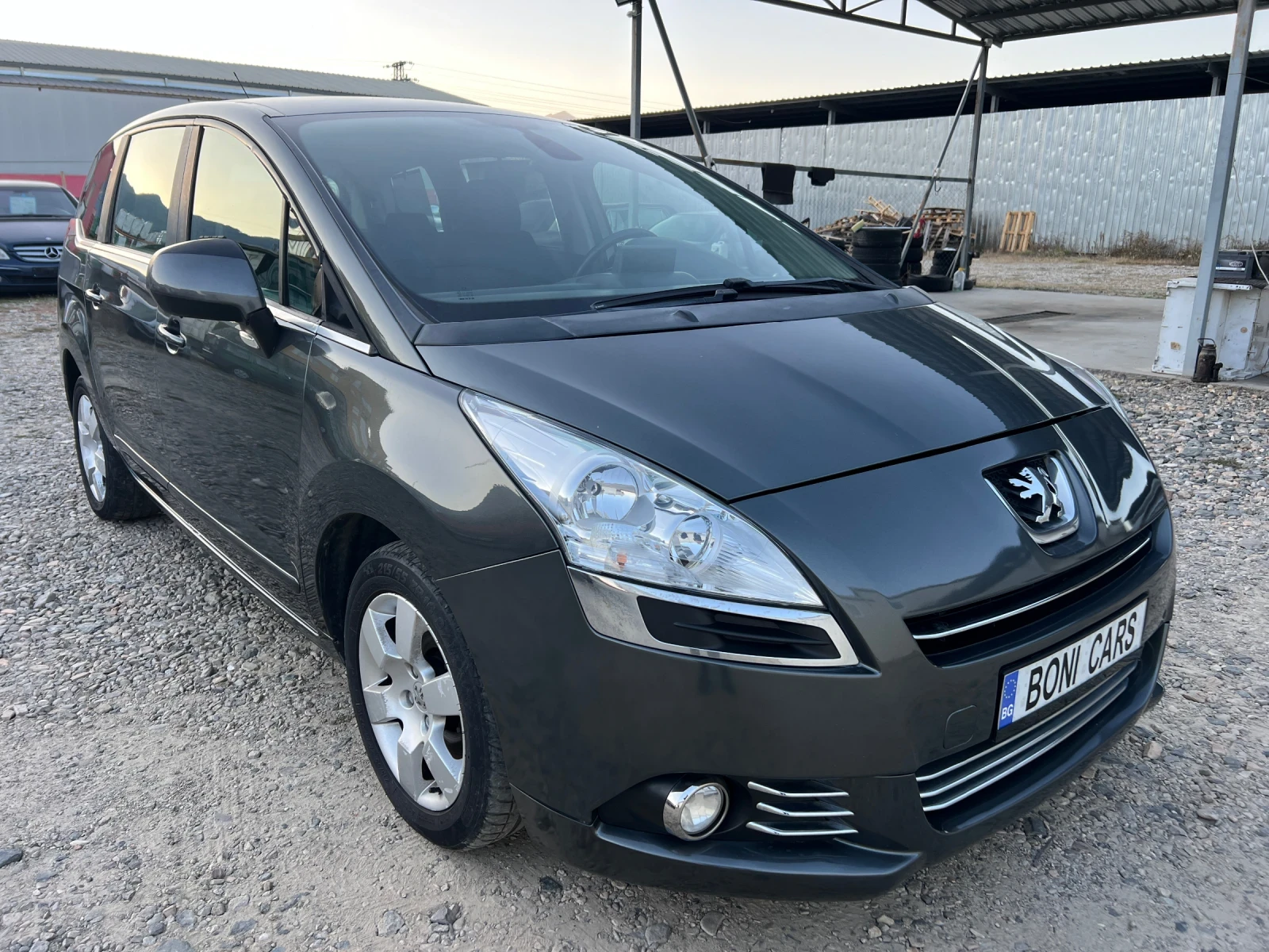 Peugeot 5008 2.0 HDI 150к.с. 7-местна - изображение 3