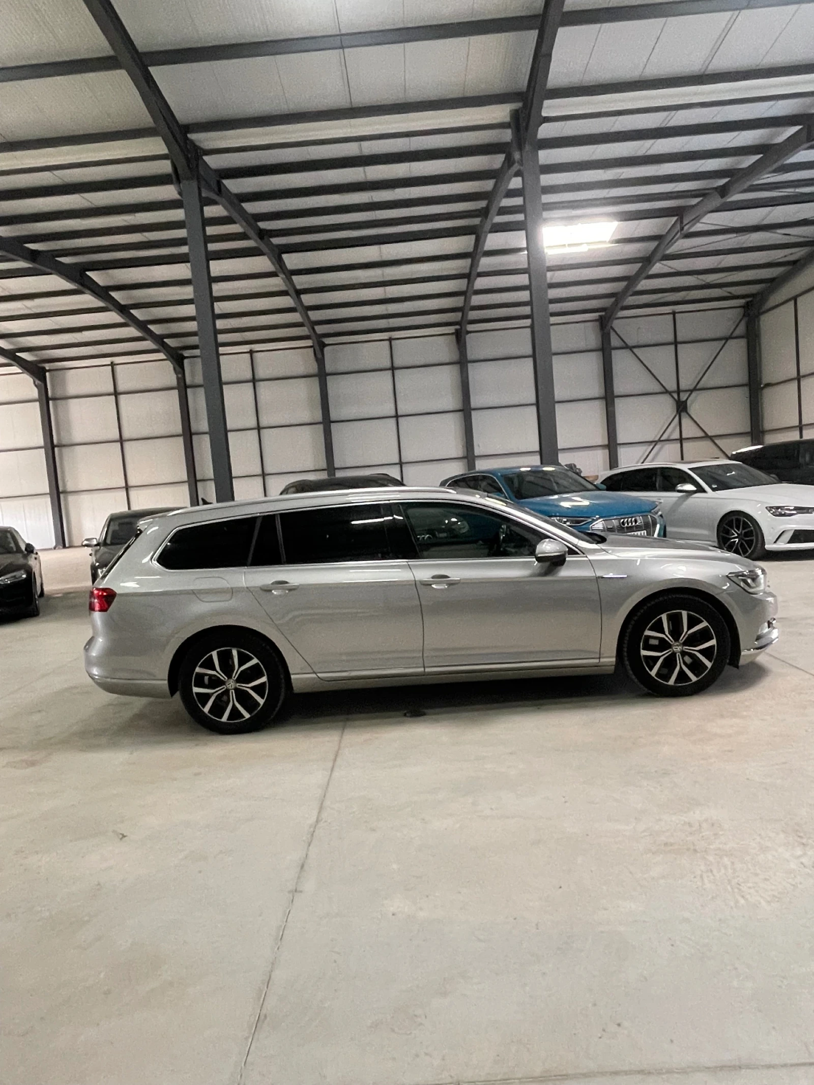 VW Passat B8/190 к.с/4х4/панора/кожа/подгр/Дистр/камера/Лед/ - изображение 8