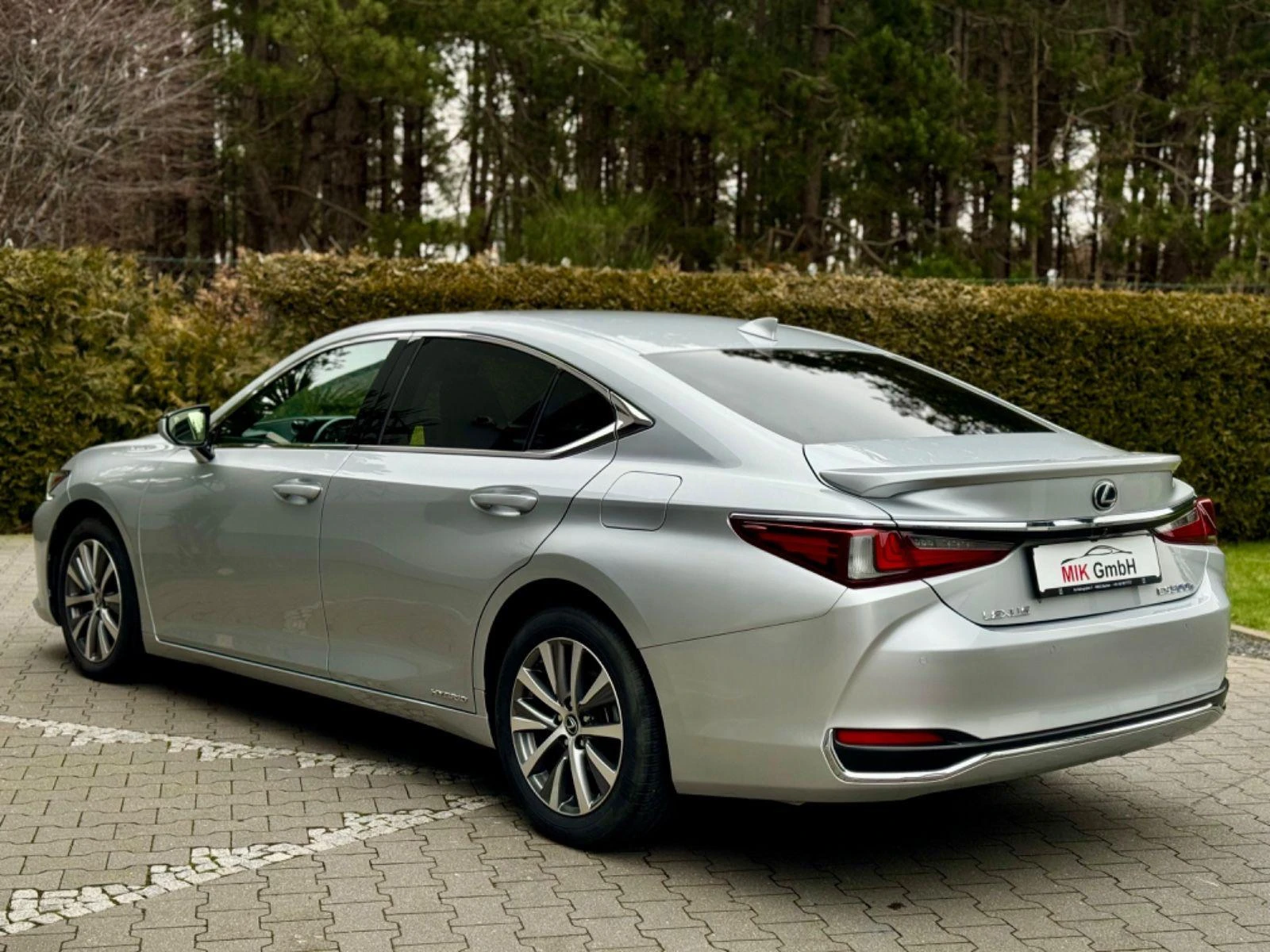 Lexus ES 300 Служебна - изображение 5