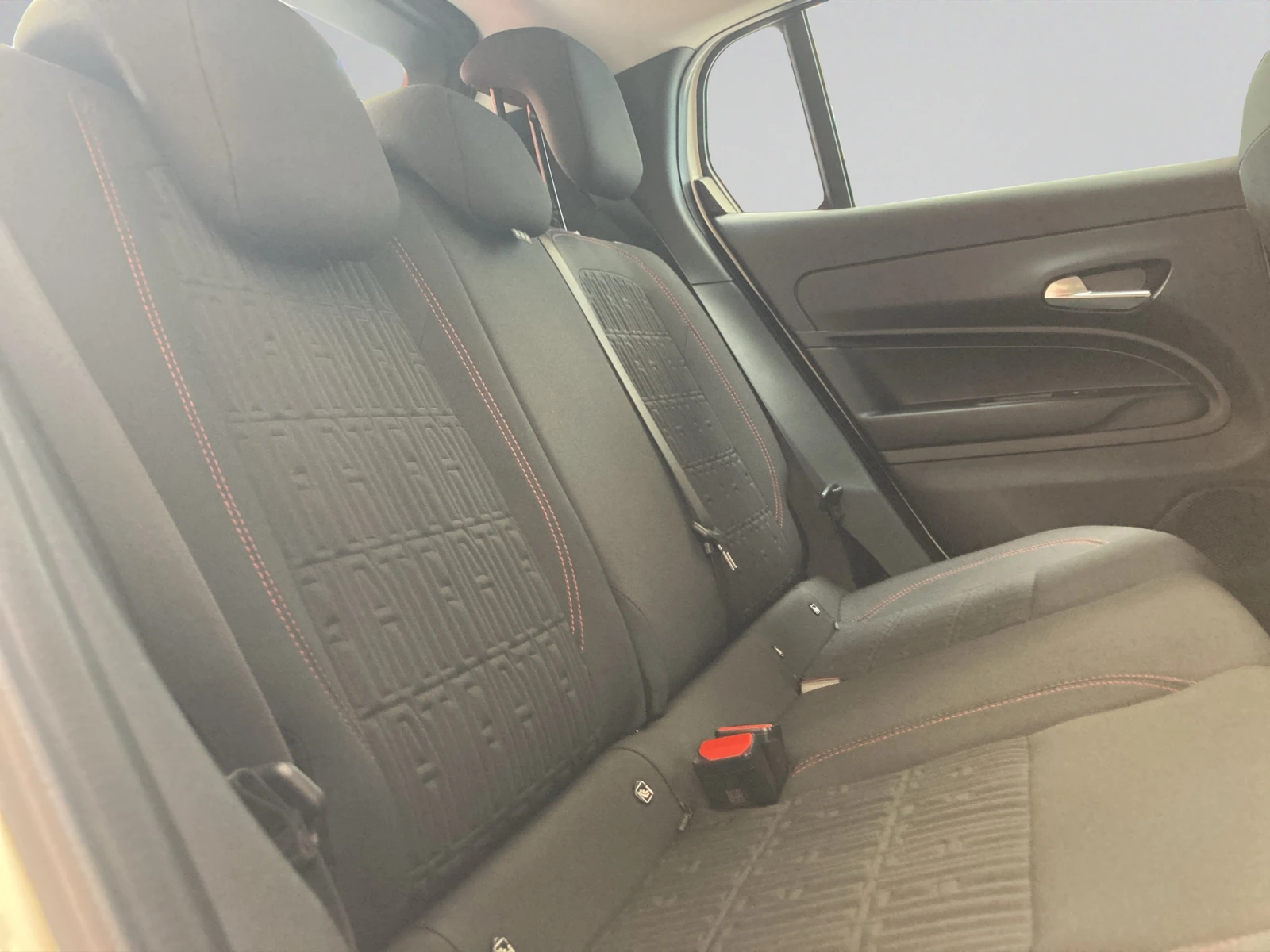 Fiat 600 RED BEV 54 kWh 115 kW 156 hp 400 km | Mobile.bg   13