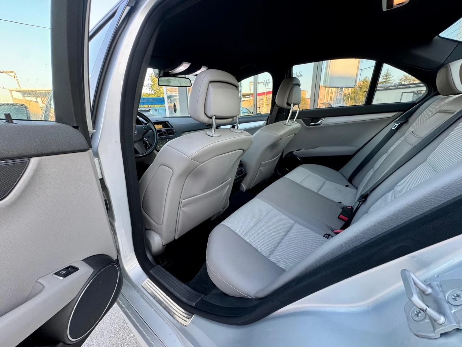 Mercedes-Benz C 280 V6 AMG Line | Mobile.bg   13