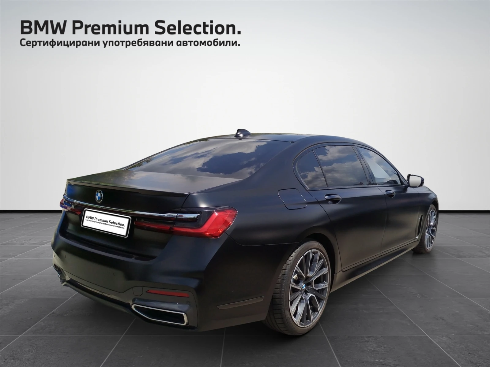 BMW 750 xDrive Sedan - изображение 2