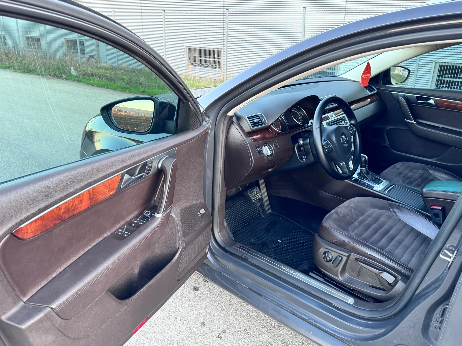 VW Passat 2.0TDI DSG 170 | Mobile.bg   7