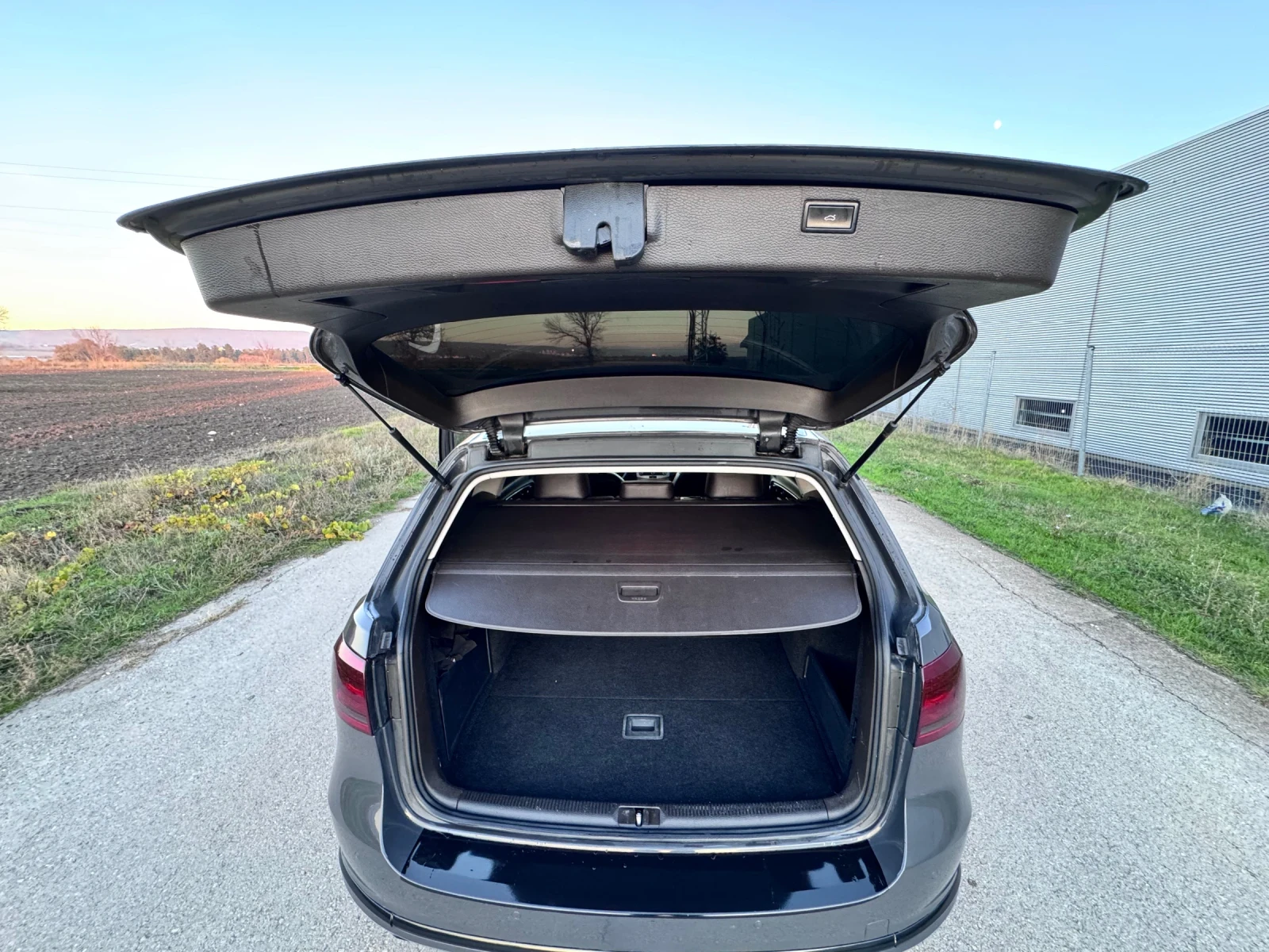 VW Passat 2.0TDI DSG 170 | Mobile.bg   15