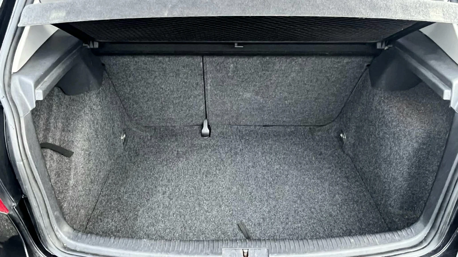 VW Golf 1.9 TDI-GOAL, снимка 13 - Автомобили и джипове - 53761484