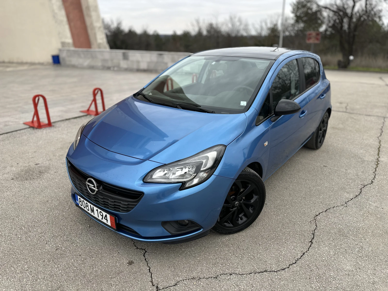 Opel Corsa Black Edition - изображение 2