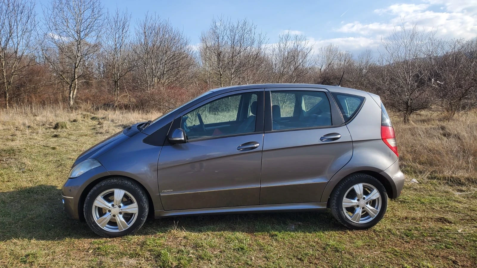 Mercedes-Benz A 180 PREMIUM, снимка 2 - Автомобили и джипове - 53763603