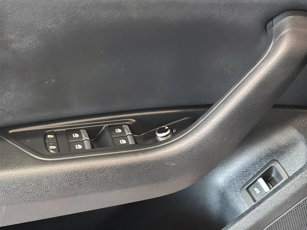 Audi A5 Sportback 2.0 TFSI* АвтоКредит* (Цена до БГ) , снимка 13 - Автомобили и джипове - 54025616