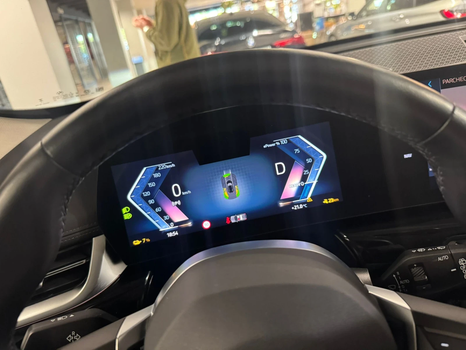 BMW iX1 eDrive20 ТОП !!, снимка 12 - Автомобили и джипове - 54045727