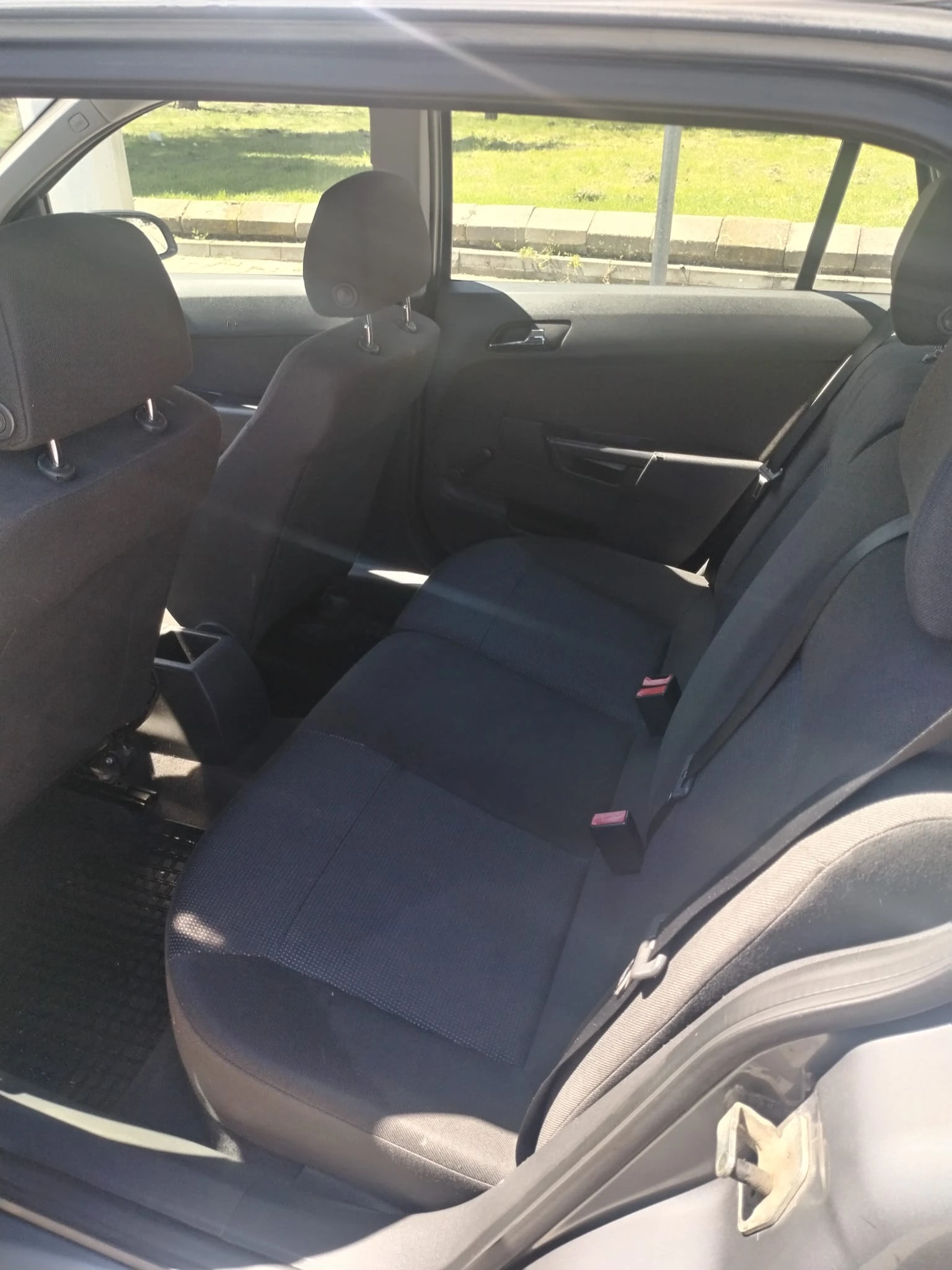 Opel Astra 1.6 Газ-бензин , снимка 10 - Автомобили и джипове - 54387182