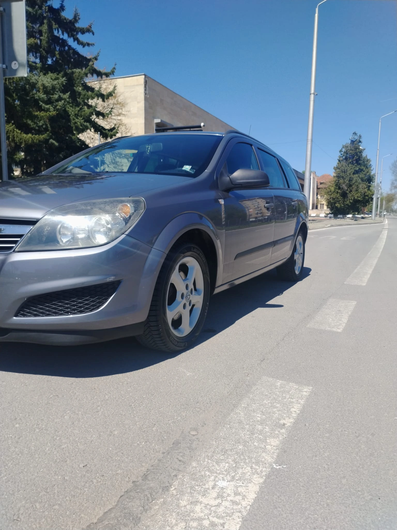Opel Astra 1.6 Газ-бензин , снимка 3 - Автомобили и джипове - 54387182