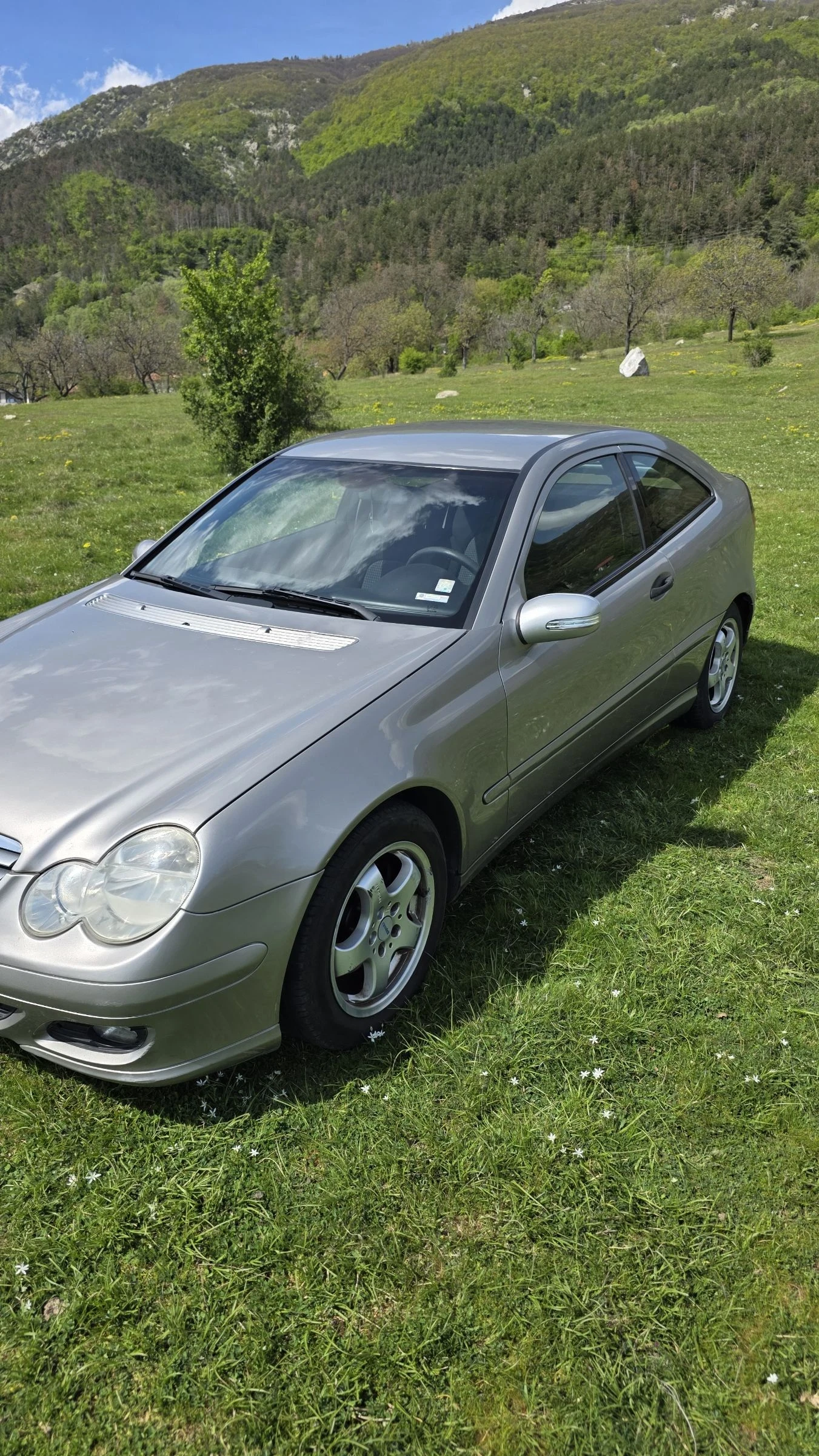 Mercedes-Benz C 180, снимка 4 - Автомобили и джипове - 54755148