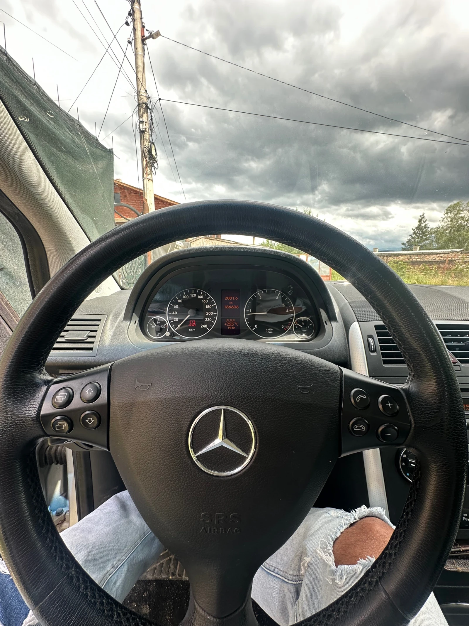 Mercedes-Benz A 200, снимка 3 - Автомобили и джипове - 54780195