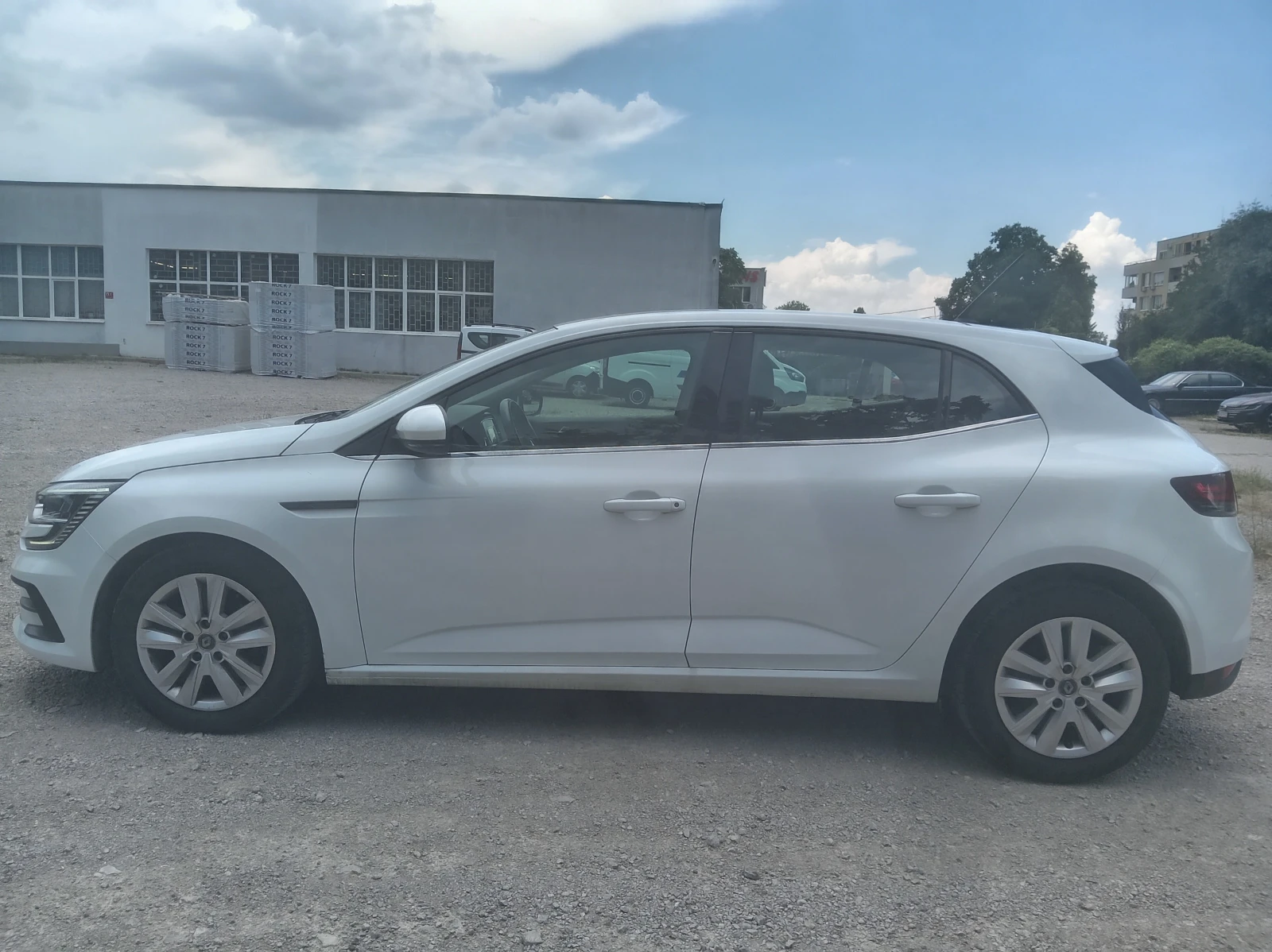 Renault Megane 1.33 Tce 140, снимка 5 - Автомобили и джипове - 55102823