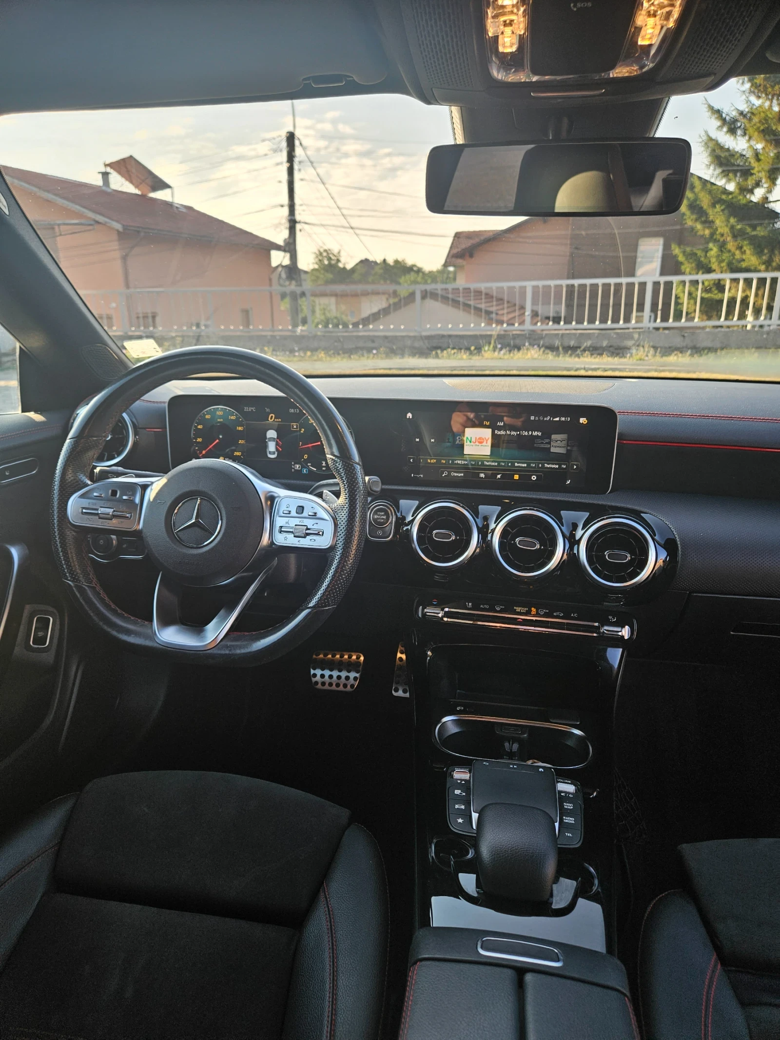 Mercedes-Benz CLA 200 AMG PAKET, снимка 11 - Автомобили и джипове - 55621810