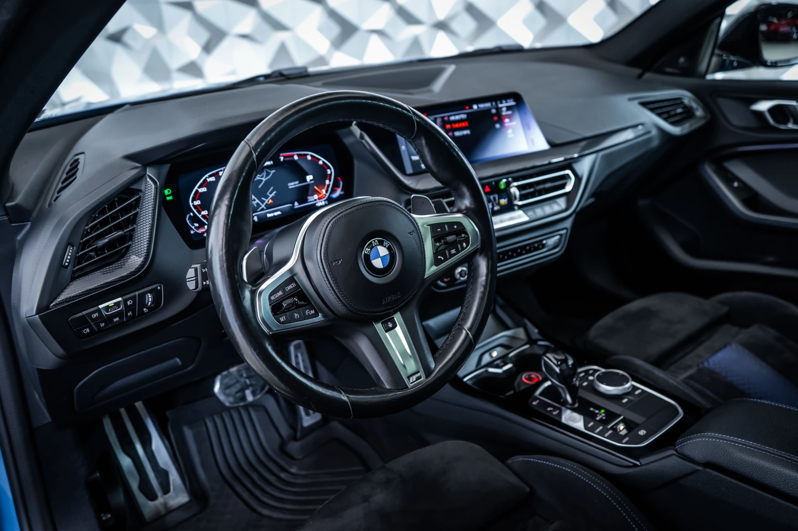 BMW 235 i Xdrive * M Sport* H/K, снимка 8 - Автомобили и джипове - 55643793