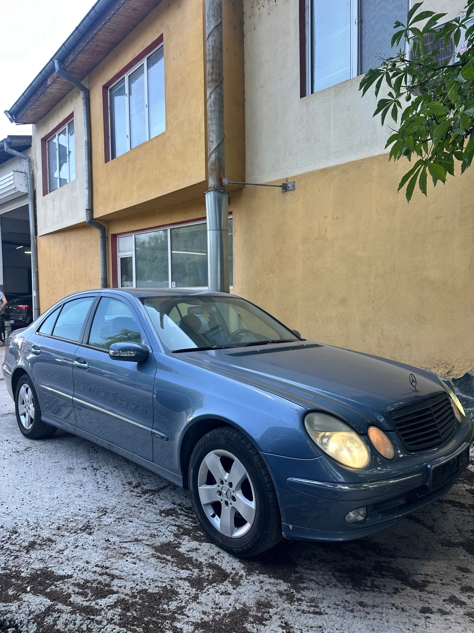 Mercedes-Benz E 270
