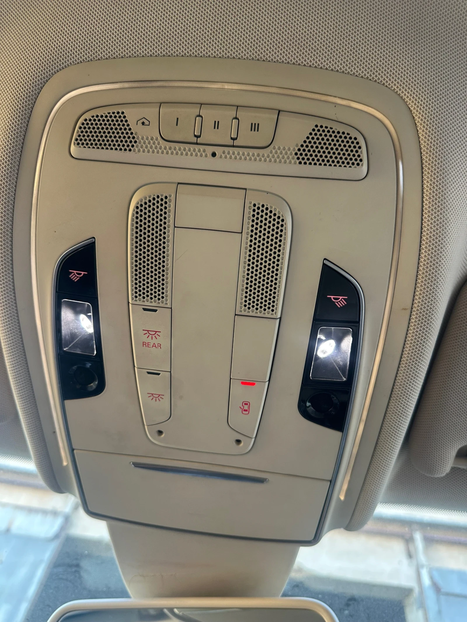 Audi A8 4.2FSI, снимка 12 - Автомобили и джипове - 55904504
