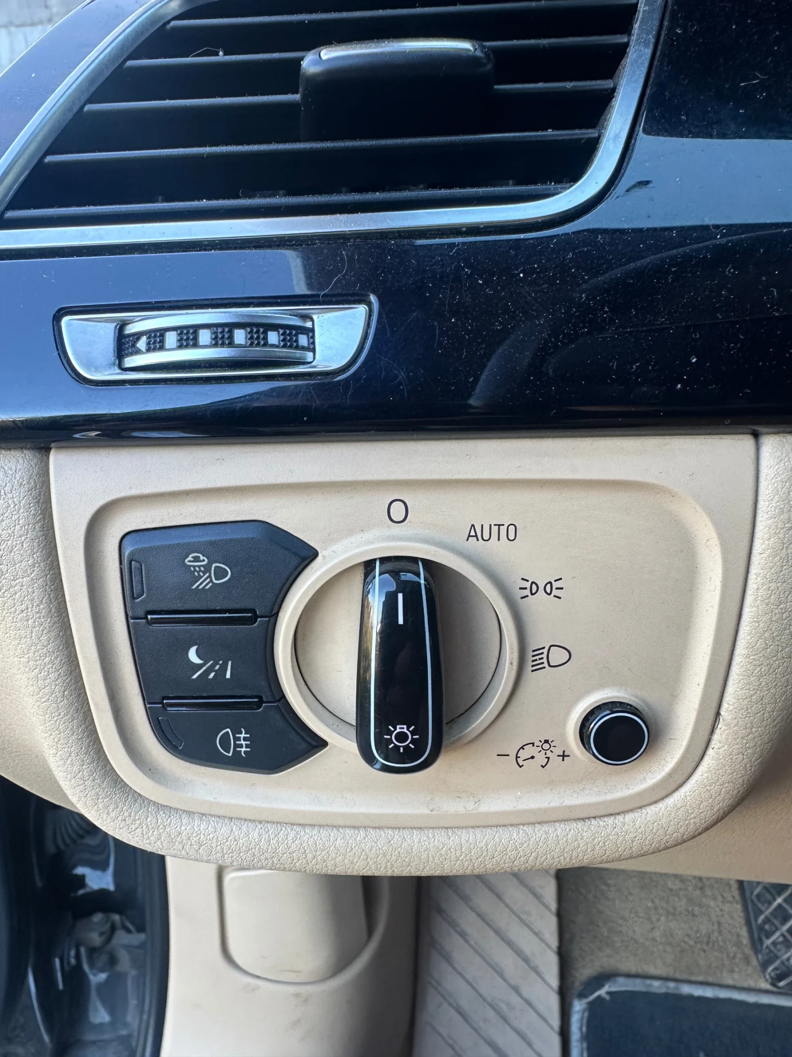 Audi A8 4.2FSI, снимка 15 - Автомобили и джипове - 55904504