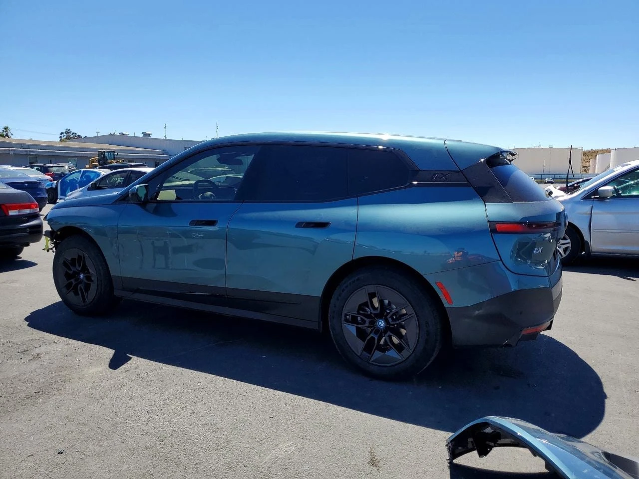 BMW iX * xDrive50 * CARFAX * АВТОФИНАНСИРАНЕ, снимка 4 - Автомобили и джипове - 55995127