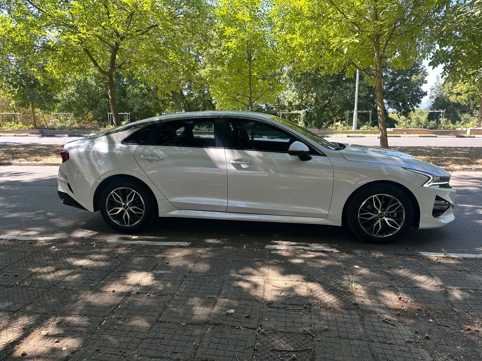 Kia K5 Автомат | КОЖА | ВНОС ОТ ЮЖНА КОРЕА, снимка 3 - Автомобили и джипове - 55996909