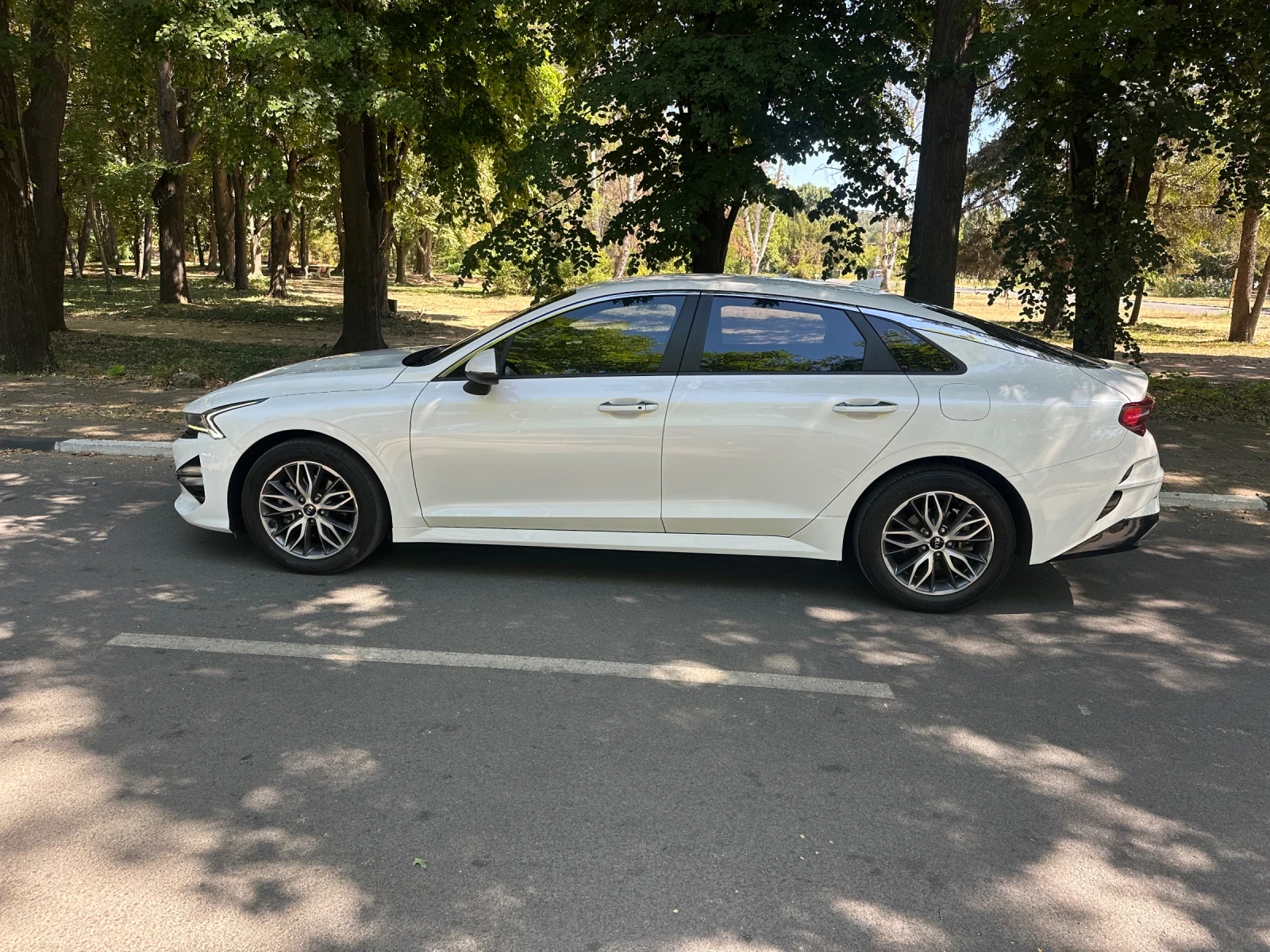 Kia K5 Автомат | КОЖА | ВНОС ОТ ЮЖНА КОРЕА, снимка 5 - Автомобили и джипове - 55996909