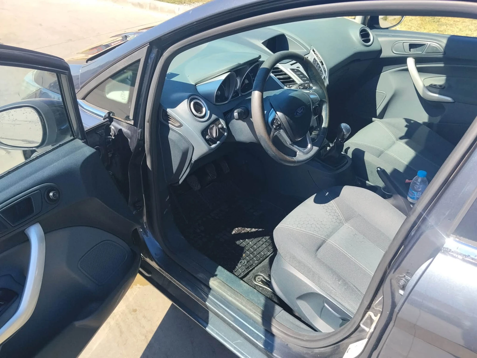 Ford Fiesta, снимка 9 - Автомобили и джипове - 56076377