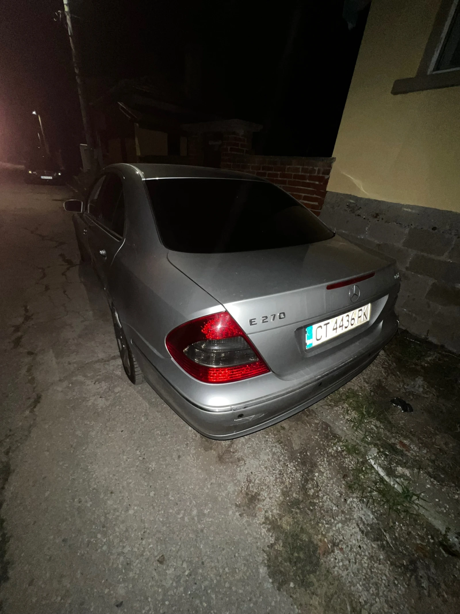 Mercedes-Benz E 270 E270CDI, снимка 9 - Автомобили и джипове - 56635818