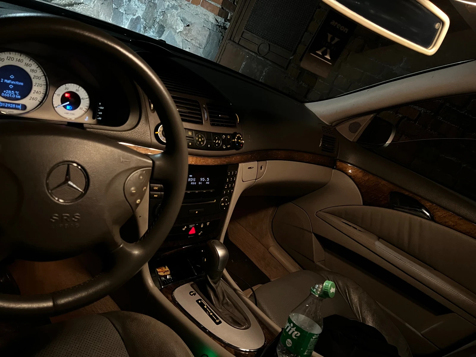 Mercedes-Benz E 270 E270CDI, снимка 11 - Автомобили и джипове - 56635818
