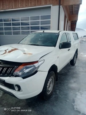 Mitsubishi L200 2.4D-ID, снимка 3