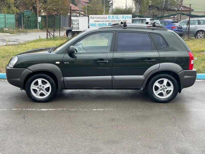 Hyundai Tucson 2.0CRDi 4x4, снимка 8 - Автомобили и джипове - 43141776